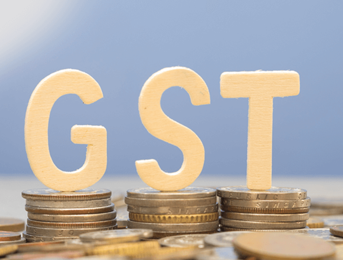 GST consultant advising a retail business owner